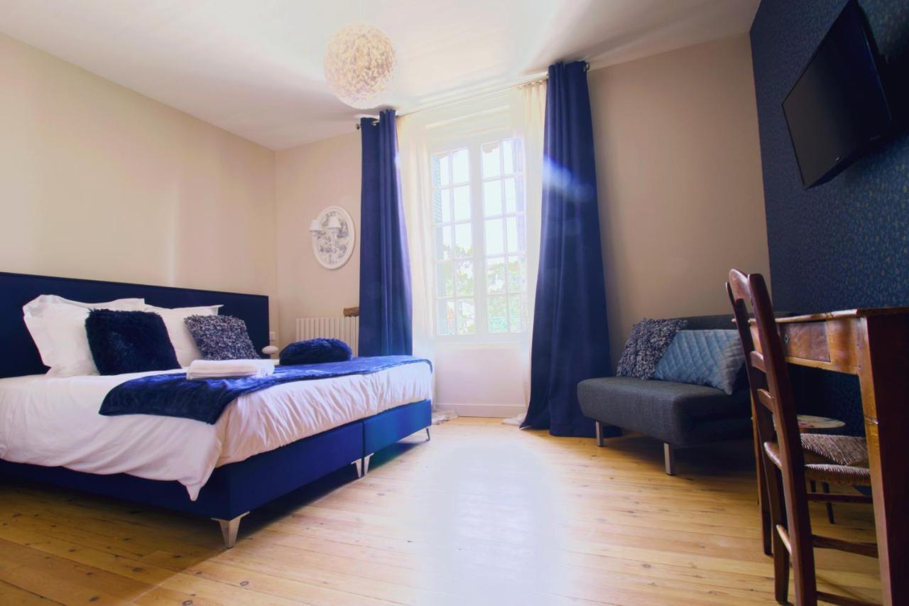 レ・サ​​ーブル・ドロンヌ Les Corderies Bed & Breakfast エクステリア 写真